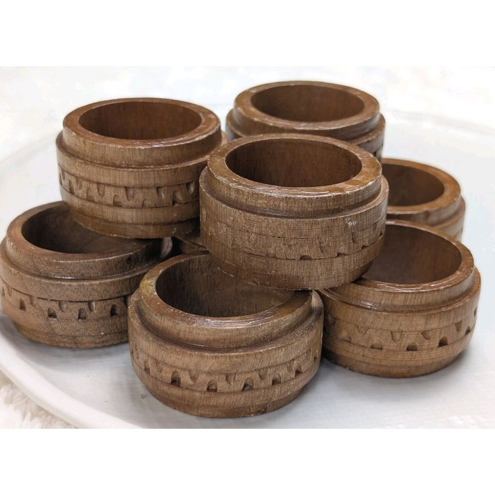 Vintage Set of 8 Wooden Napkin Rings Carved Rustic Primitive Folk Art Table...